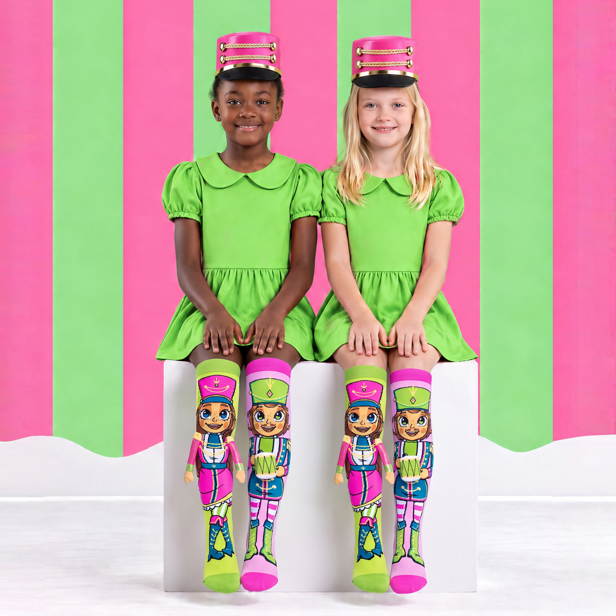 NUTCRACKER SOCKS