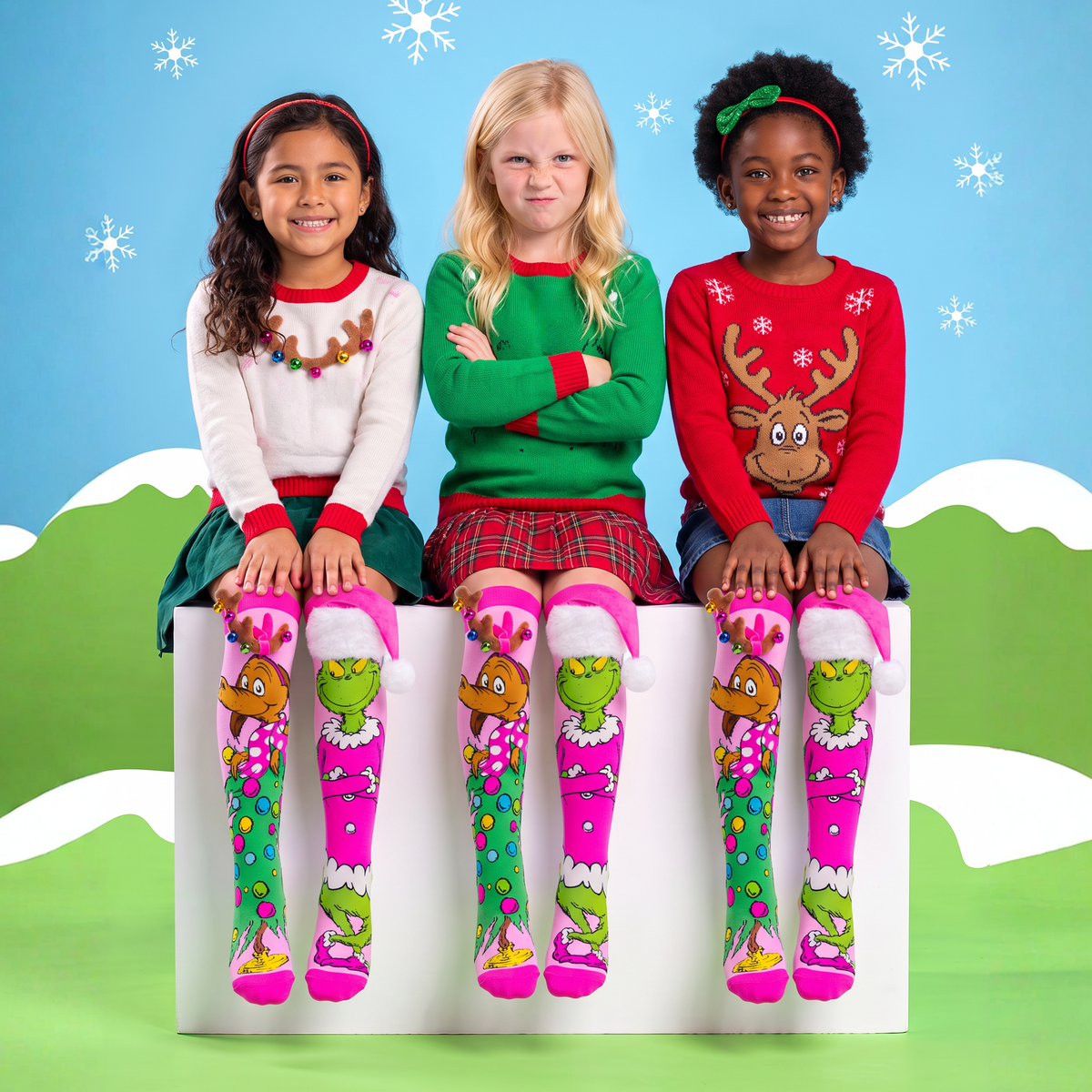 PRETTY IN GRINCH SOCKS