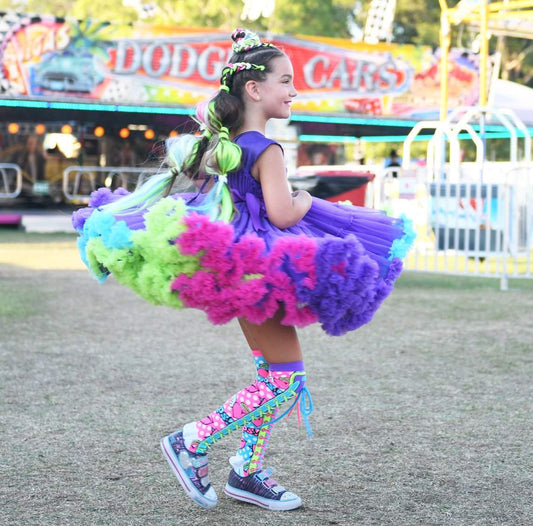 WONDERLAND DRESS PURPLE M Ages 7 - 8 / Purple with rainbow frills
