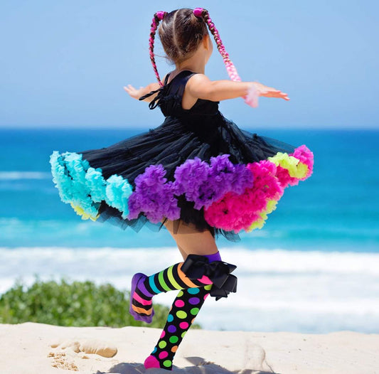 WONDERLAND DRESS BLACK L Ages 9 - 10 / Black with rainbow frills